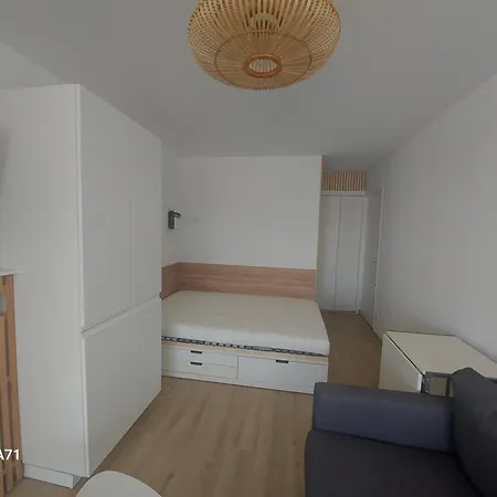 Vue Port A 50m * كارنو بلاج